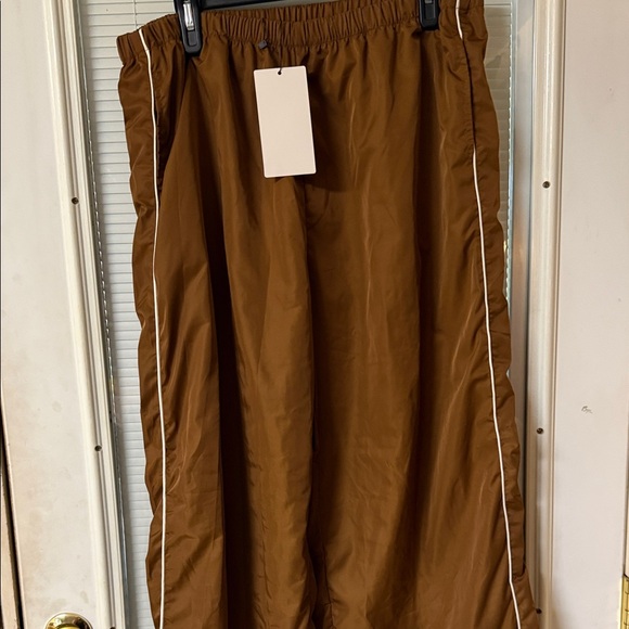 Pants - NWT Brown Wide Leg Track Pants with White Piping